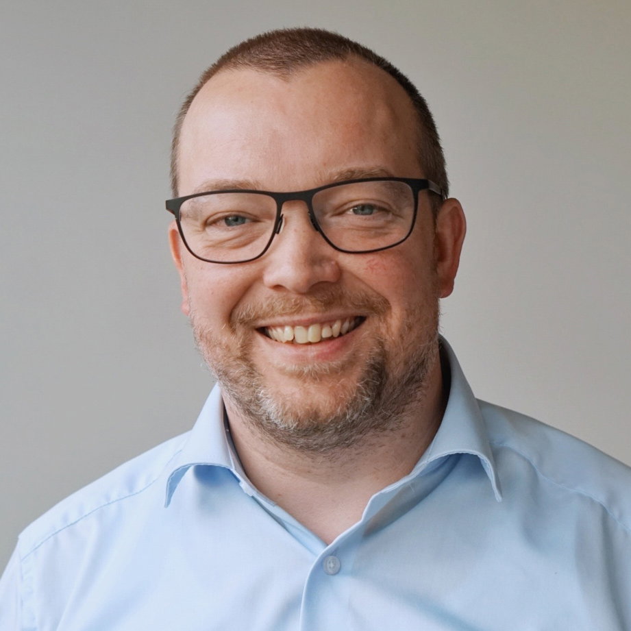 Lars Christiansen Lars Christiansen